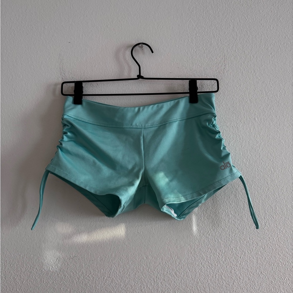 Alo Ruched Side Short S Turquoise - Picture 2 of 6
